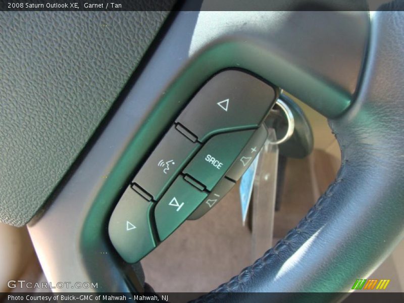 Garnet / Tan 2008 Saturn Outlook XE