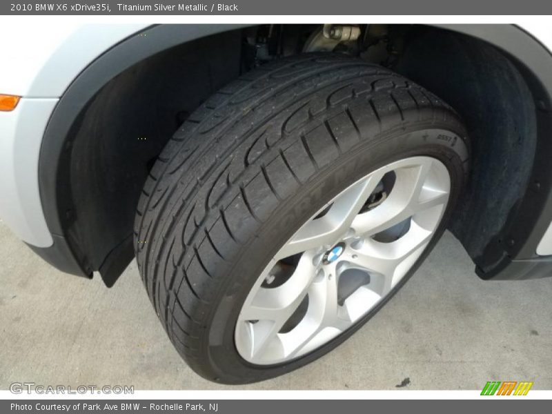 Titanium Silver Metallic / Black 2010 BMW X6 xDrive35i