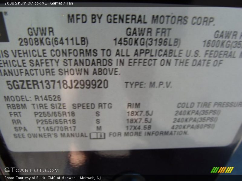 Garnet / Tan 2008 Saturn Outlook XE