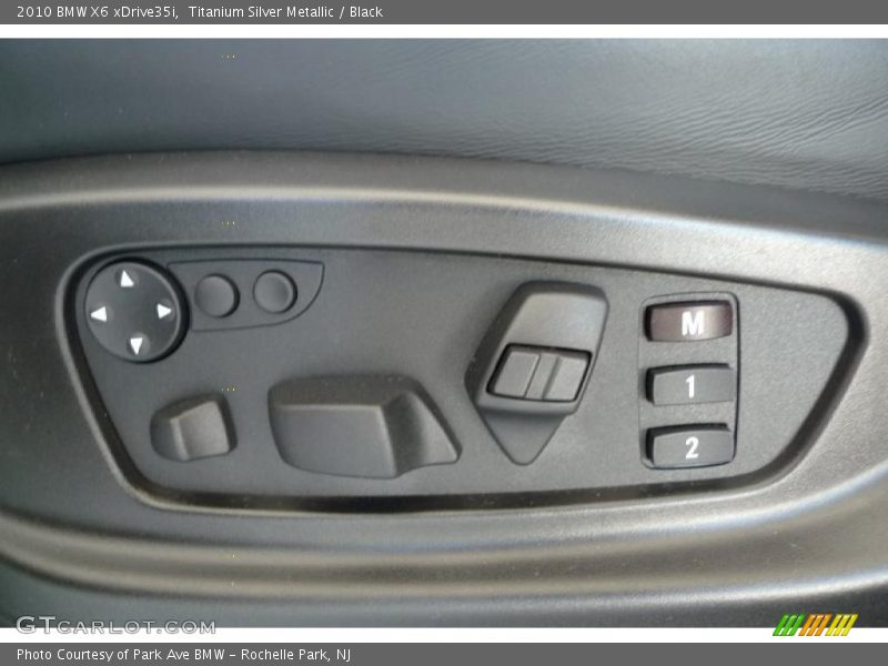 Titanium Silver Metallic / Black 2010 BMW X6 xDrive35i