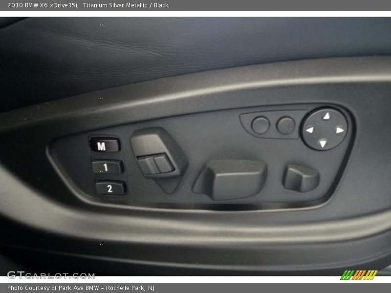 Titanium Silver Metallic / Black 2010 BMW X6 xDrive35i