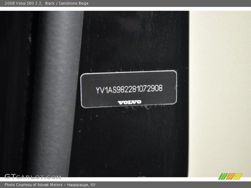 Black / Sandstone Beige 2008 Volvo S80 3.2