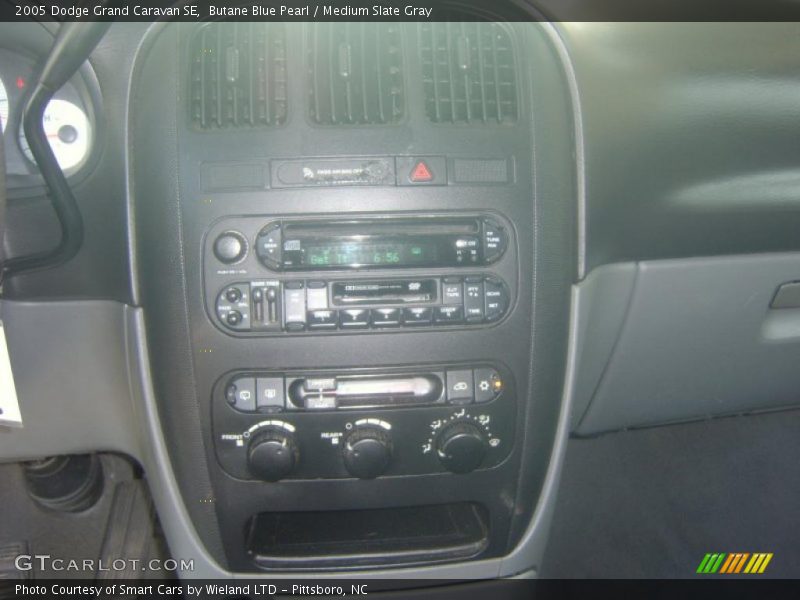 Butane Blue Pearl / Medium Slate Gray 2005 Dodge Grand Caravan SE