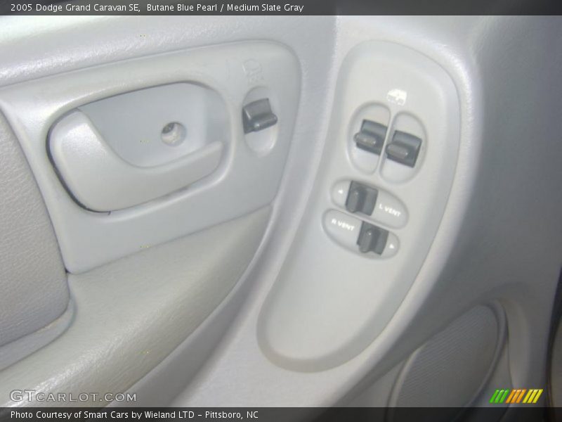 Butane Blue Pearl / Medium Slate Gray 2005 Dodge Grand Caravan SE