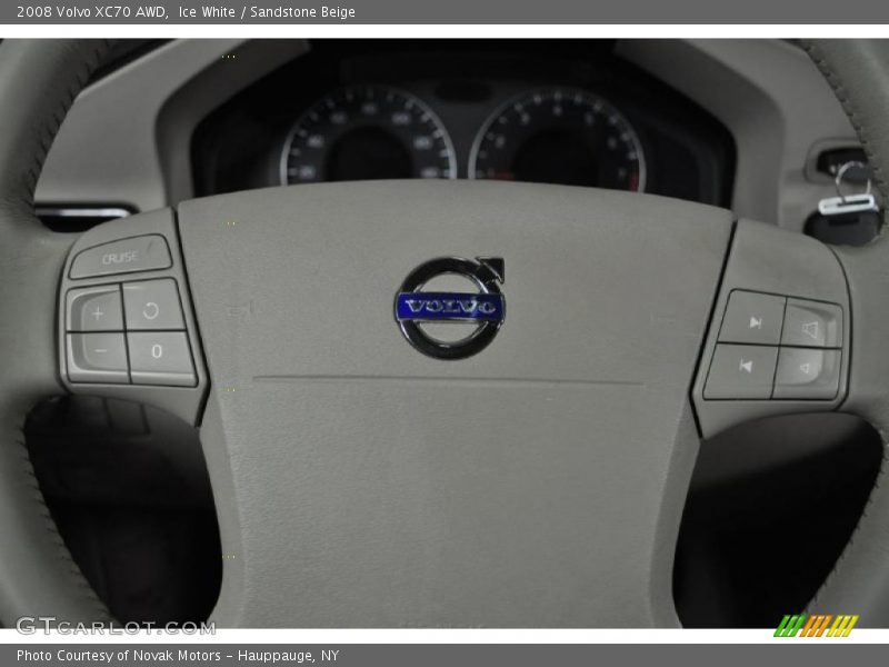 Ice White / Sandstone Beige 2008 Volvo XC70 AWD