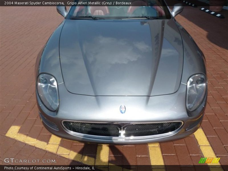 Grigio Alfieri Metallic (Grey) / Bordeaux 2004 Maserati Spyder Cambiocorsa