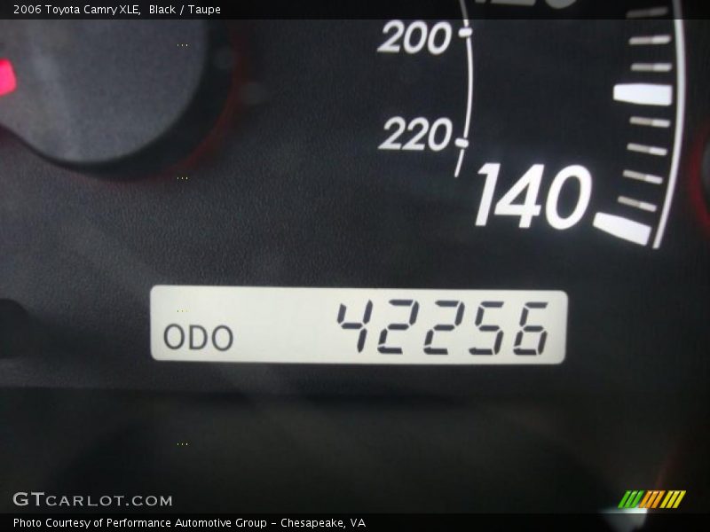 Black / Taupe 2006 Toyota Camry XLE