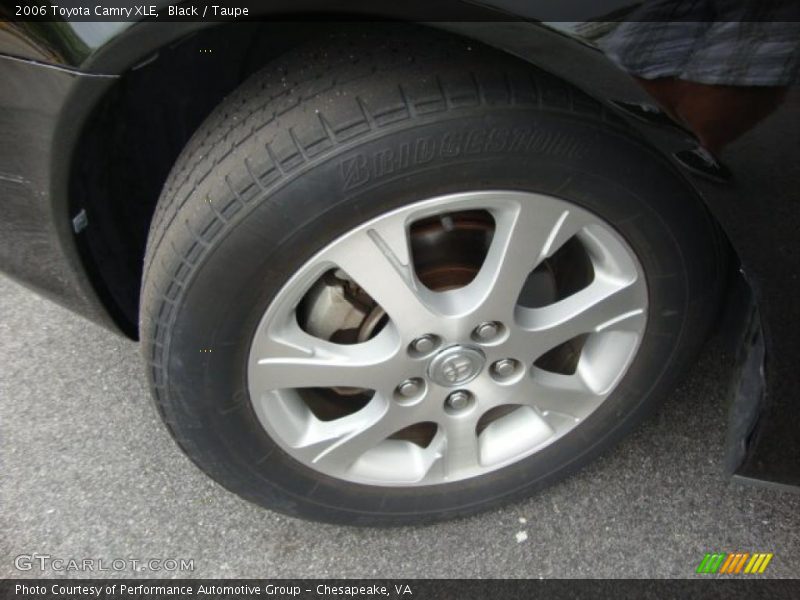 Black / Taupe 2006 Toyota Camry XLE