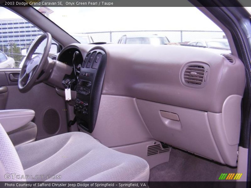 Onyx Green Pearl / Taupe 2003 Dodge Grand Caravan SE