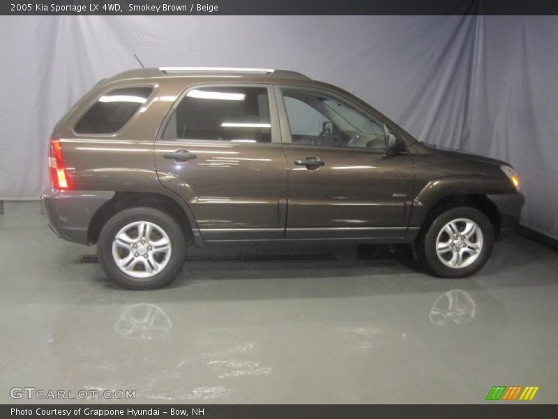 Smokey Brown / Beige 2005 Kia Sportage LX 4WD