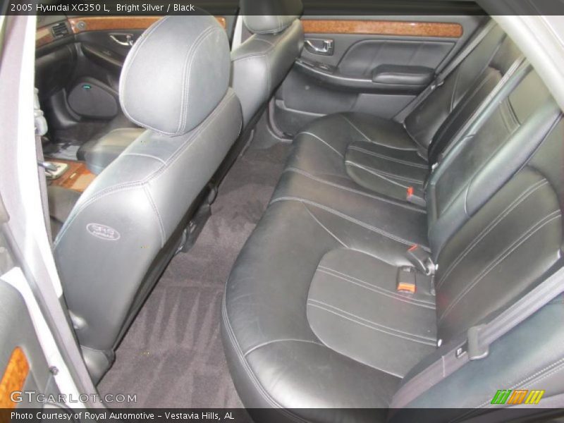 Bright Silver / Black 2005 Hyundai XG350 L