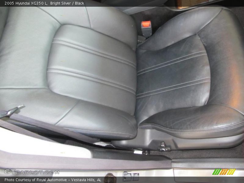 Bright Silver / Black 2005 Hyundai XG350 L