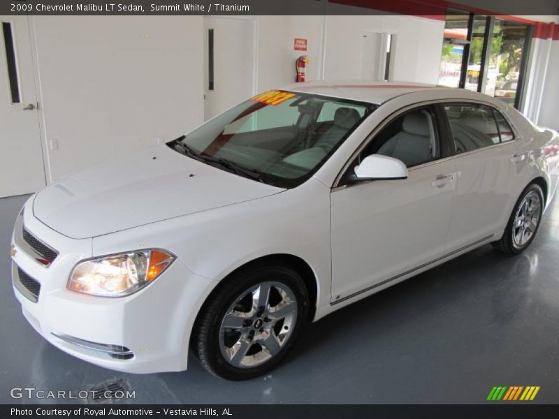 Summit White / Titanium 2009 Chevrolet Malibu LT Sedan