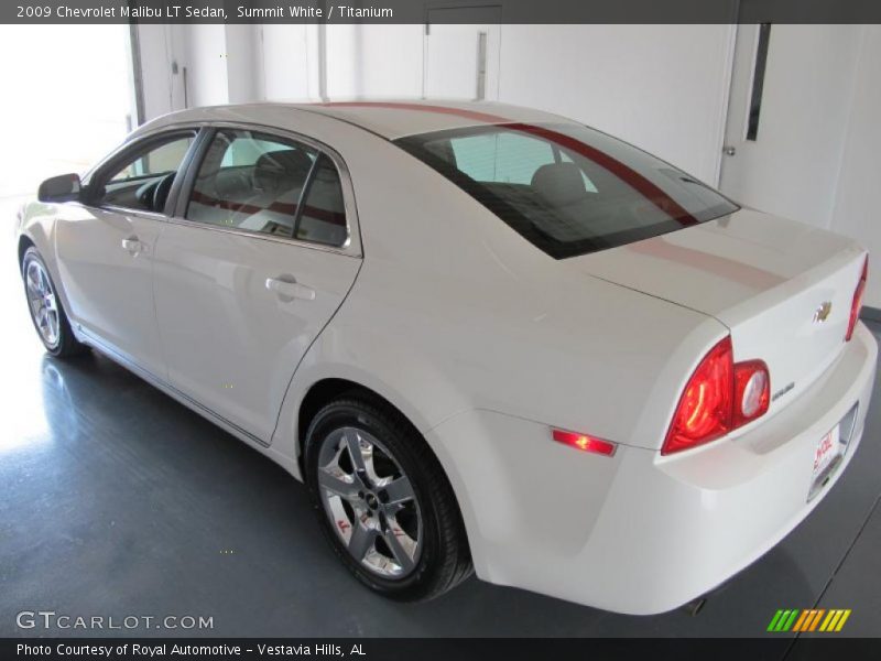 Summit White / Titanium 2009 Chevrolet Malibu LT Sedan