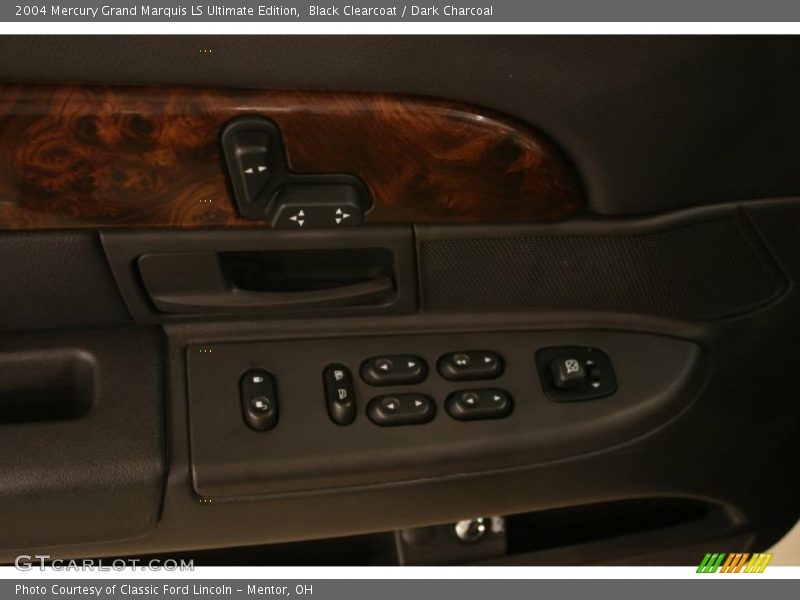 Black Clearcoat / Dark Charcoal 2004 Mercury Grand Marquis LS Ultimate Edition