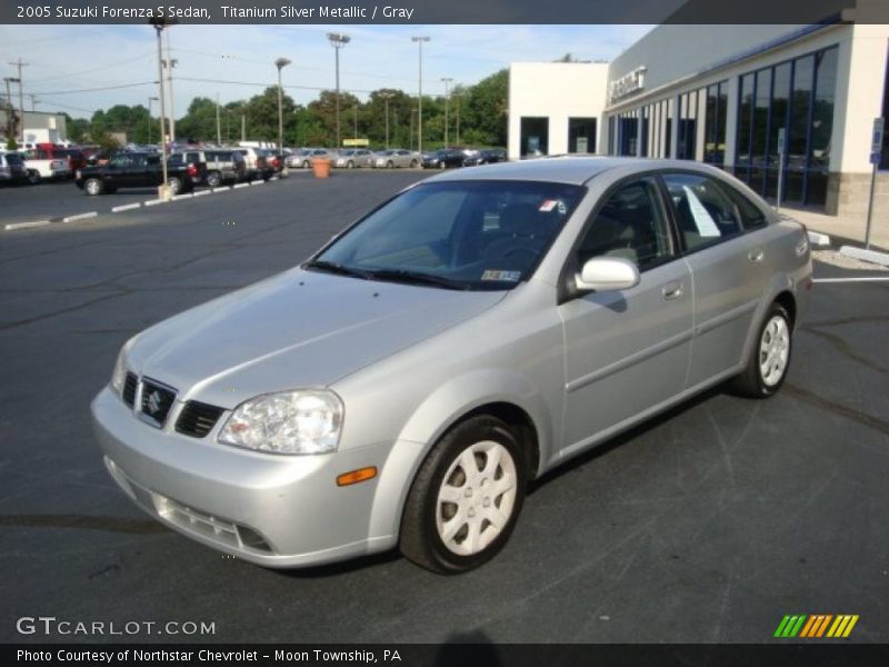 Titanium Silver Metallic / Gray 2005 Suzuki Forenza S Sedan