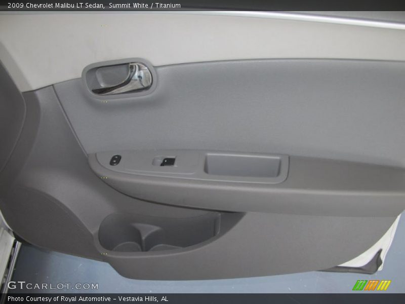 Summit White / Titanium 2009 Chevrolet Malibu LT Sedan