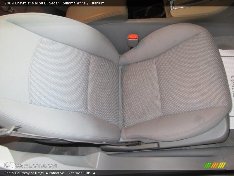 Summit White / Titanium 2009 Chevrolet Malibu LT Sedan