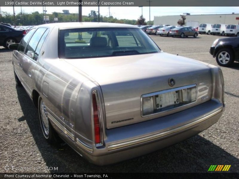 Light Driftwood Metallic / Cappuccino Cream 1998 Cadillac DeVille Sedan