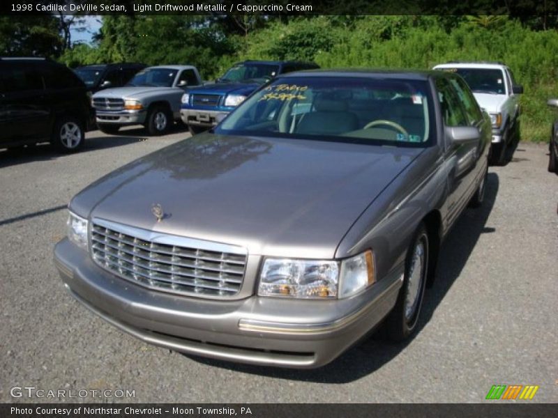 Light Driftwood Metallic / Cappuccino Cream 1998 Cadillac DeVille Sedan