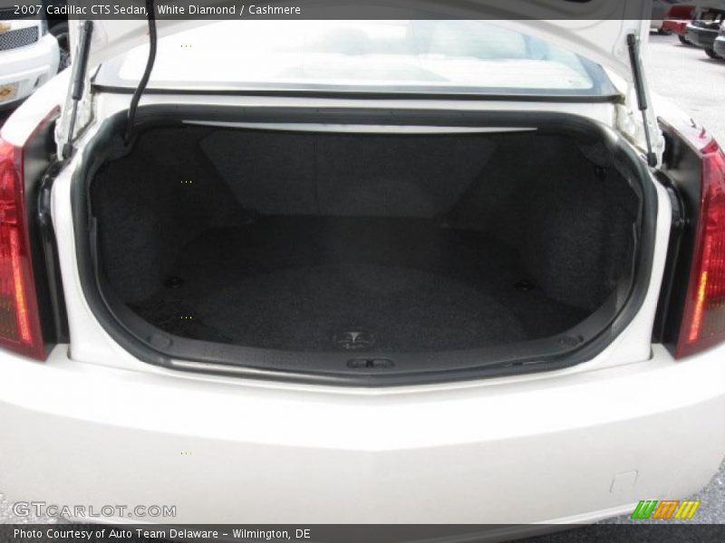 White Diamond / Cashmere 2007 Cadillac CTS Sedan