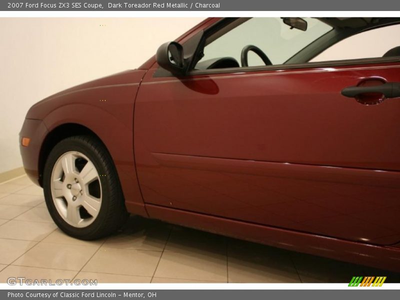 Dark Toreador Red Metallic / Charcoal 2007 Ford Focus ZX3 SES Coupe