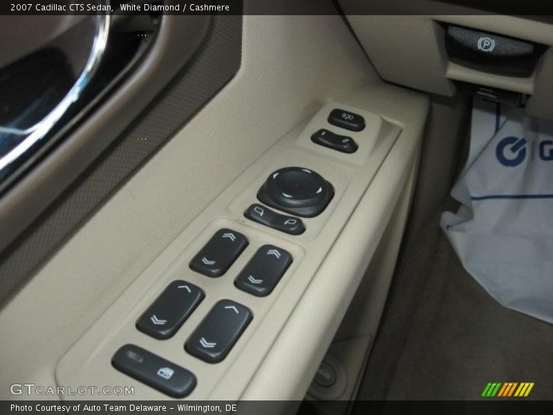 White Diamond / Cashmere 2007 Cadillac CTS Sedan