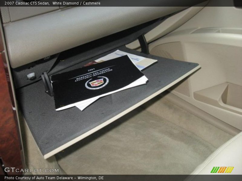 White Diamond / Cashmere 2007 Cadillac CTS Sedan