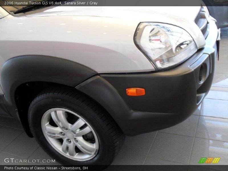 Sahara Silver / Gray 2006 Hyundai Tucson GLS V6 4x4