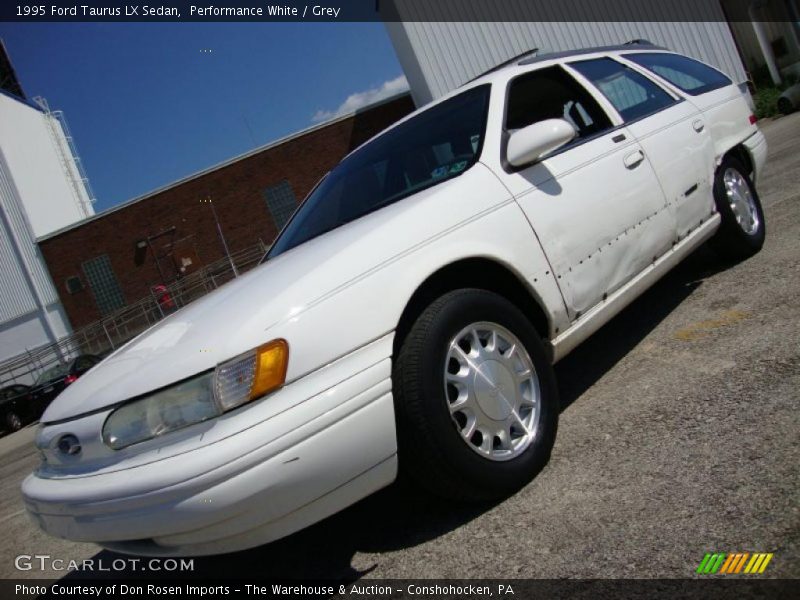 Performance White / Grey 1995 Ford Taurus LX Sedan