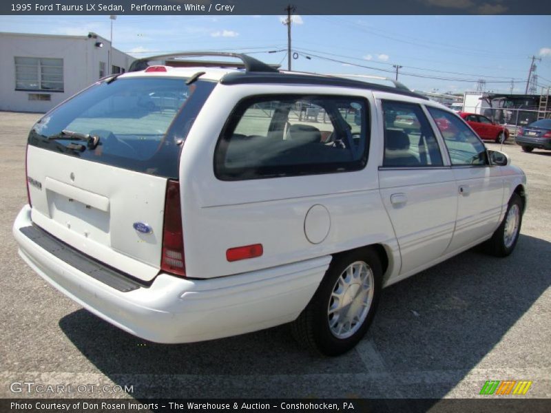 Performance White / Grey 1995 Ford Taurus LX Sedan