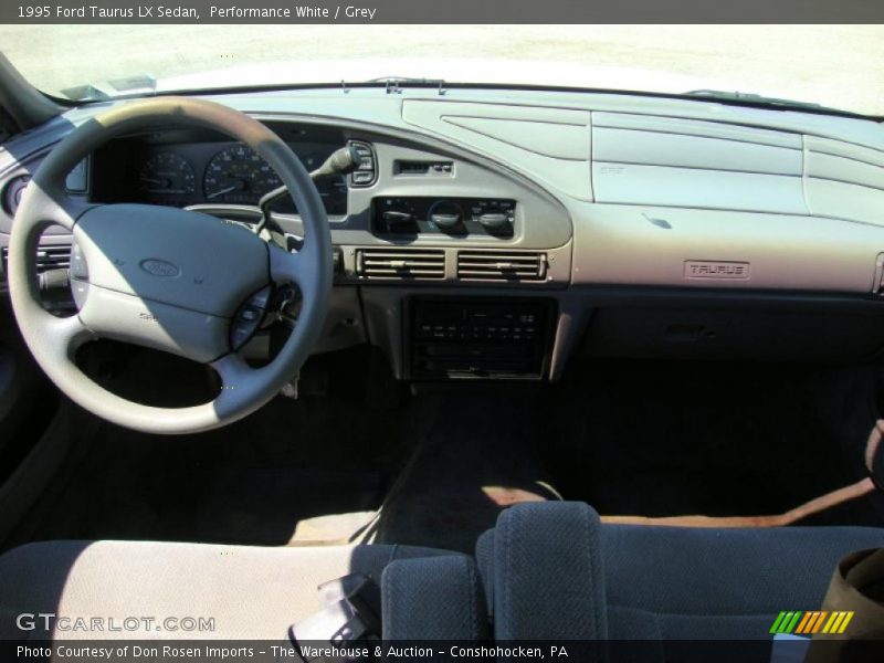 Performance White / Grey 1995 Ford Taurus LX Sedan