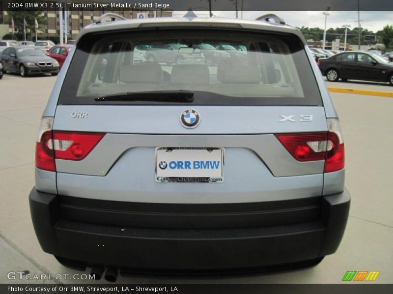Titanium Silver Metallic / Sand Beige 2004 BMW X3 2.5i
