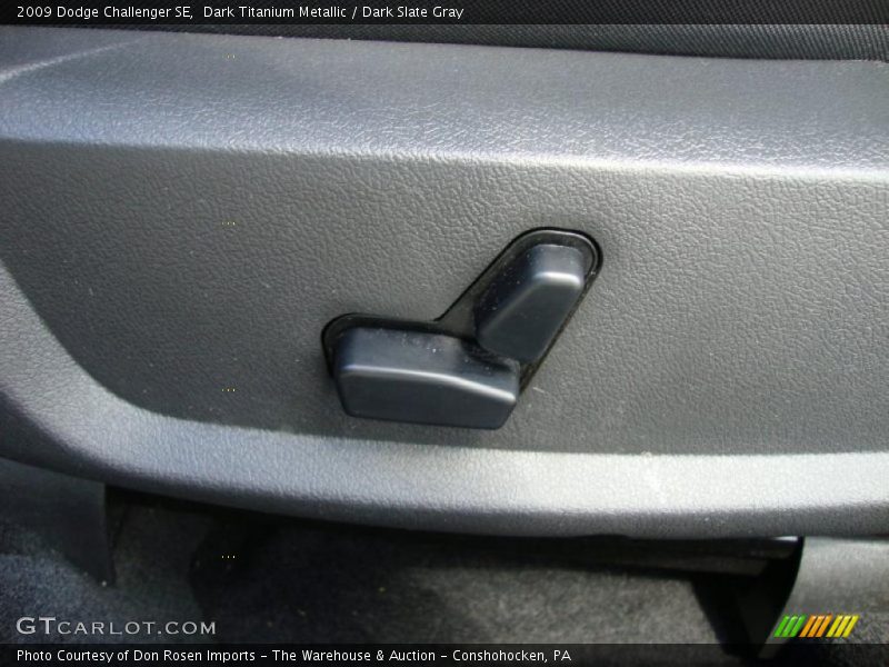 Dark Titanium Metallic / Dark Slate Gray 2009 Dodge Challenger SE