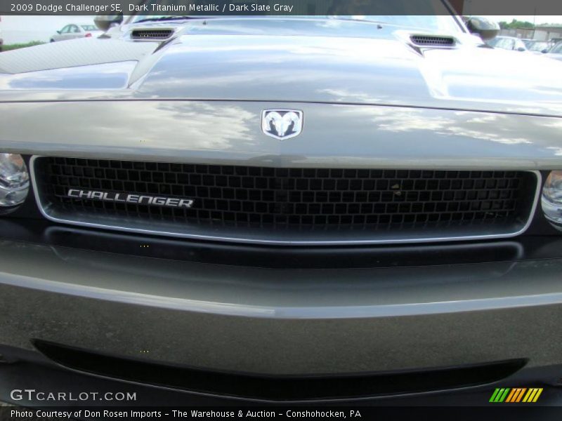 Dark Titanium Metallic / Dark Slate Gray 2009 Dodge Challenger SE
