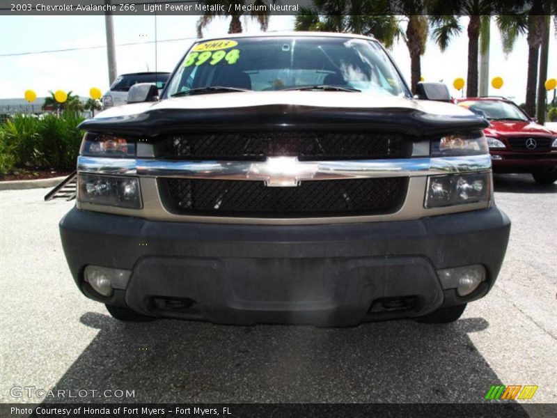 Light Pewter Metallic / Medium Neutral 2003 Chevrolet Avalanche Z66