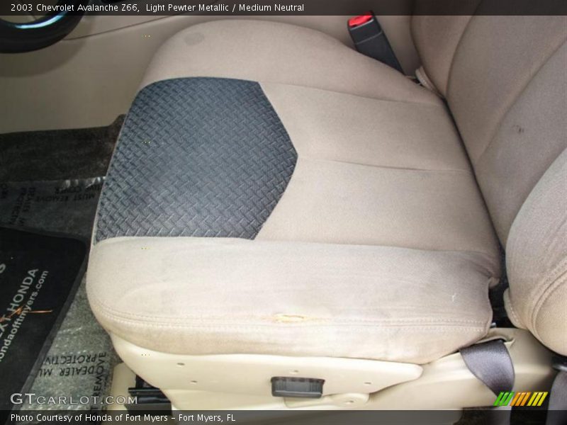 Light Pewter Metallic / Medium Neutral 2003 Chevrolet Avalanche Z66