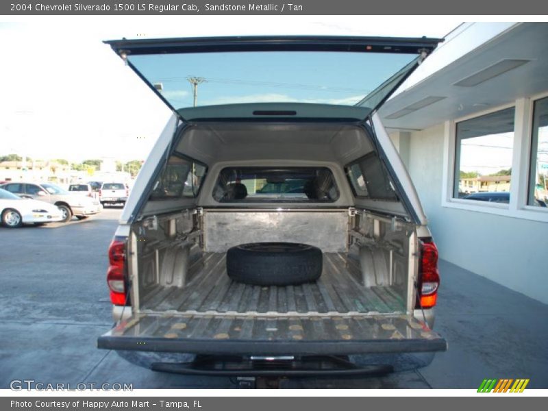 Sandstone Metallic / Tan 2004 Chevrolet Silverado 1500 LS Regular Cab