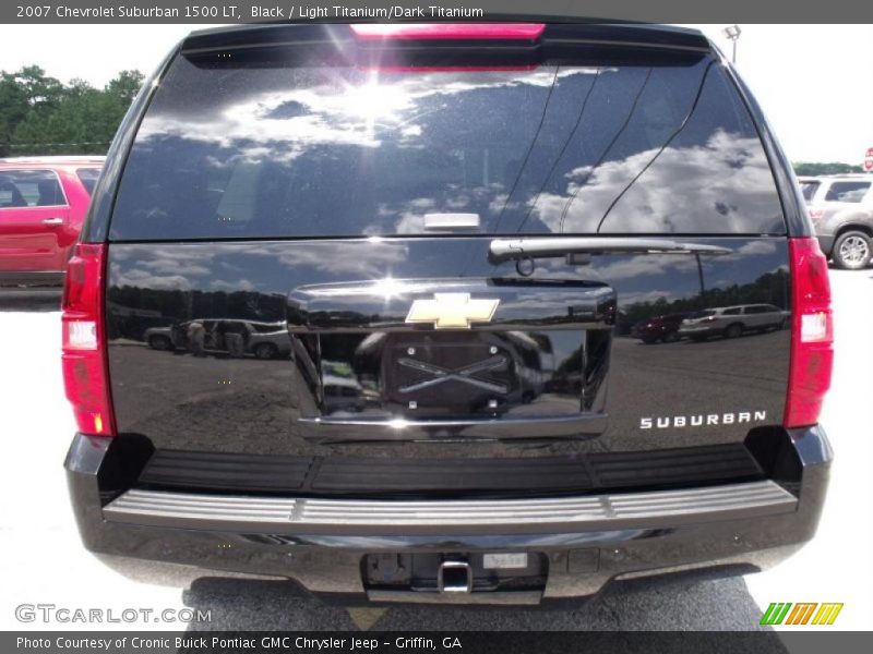 Black / Light Titanium/Dark Titanium 2007 Chevrolet Suburban 1500 LT