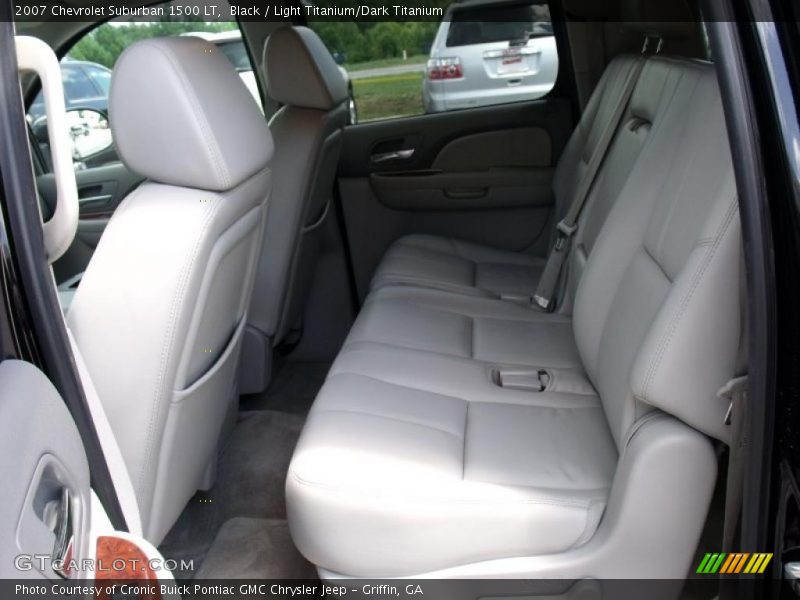 Black / Light Titanium/Dark Titanium 2007 Chevrolet Suburban 1500 LT