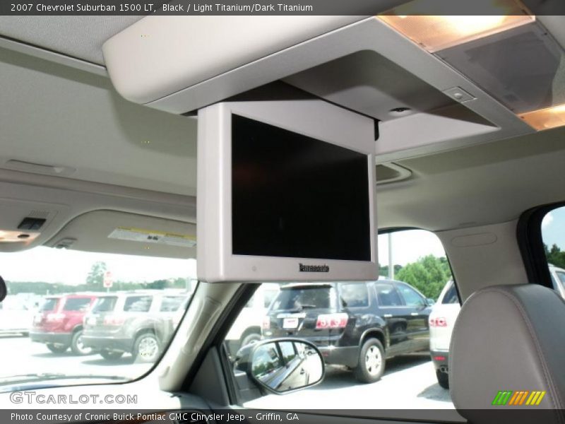 Black / Light Titanium/Dark Titanium 2007 Chevrolet Suburban 1500 LT