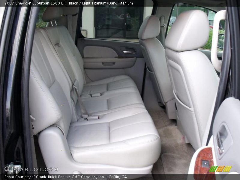 Black / Light Titanium/Dark Titanium 2007 Chevrolet Suburban 1500 LT