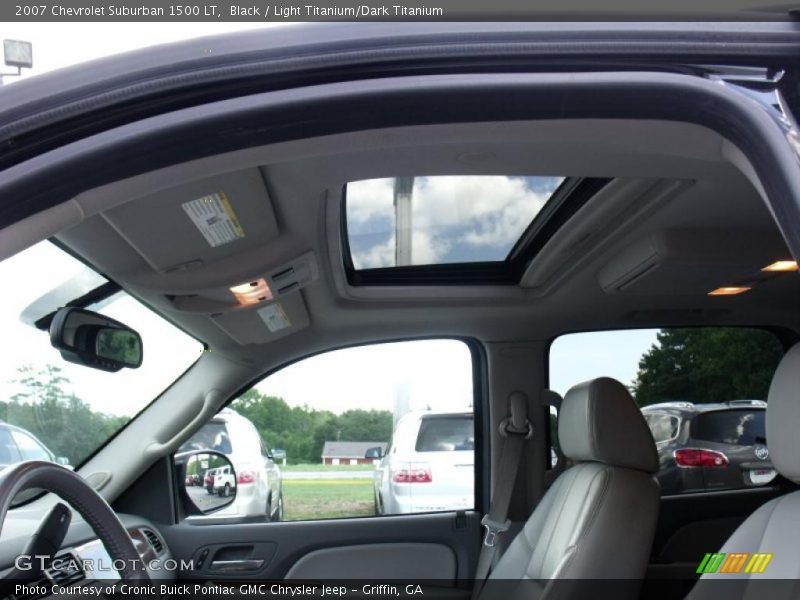 Black / Light Titanium/Dark Titanium 2007 Chevrolet Suburban 1500 LT