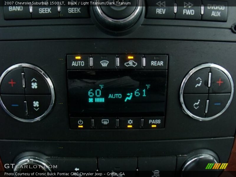 Black / Light Titanium/Dark Titanium 2007 Chevrolet Suburban 1500 LT