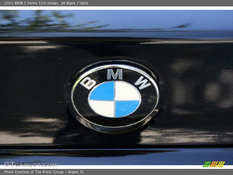 Jet Black / Sand 2001 BMW 3 Series 330i Sedan