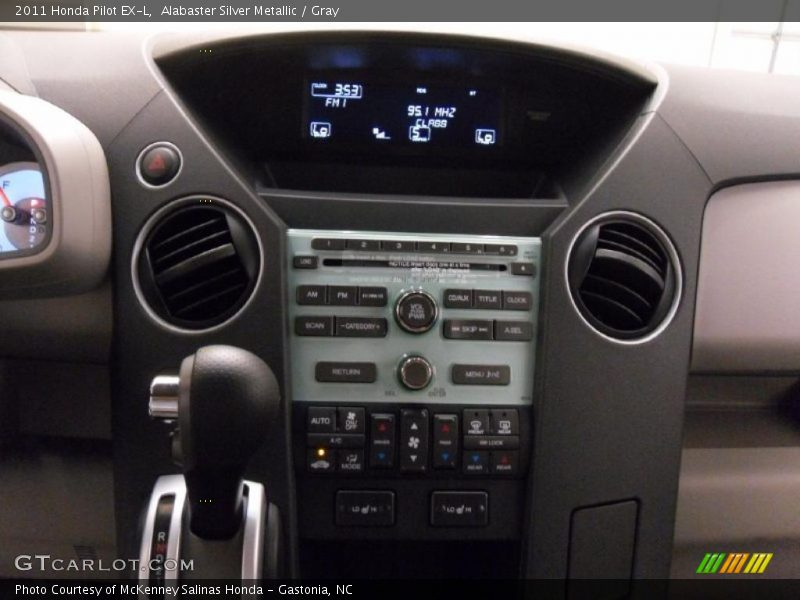 Alabaster Silver Metallic / Gray 2011 Honda Pilot EX-L