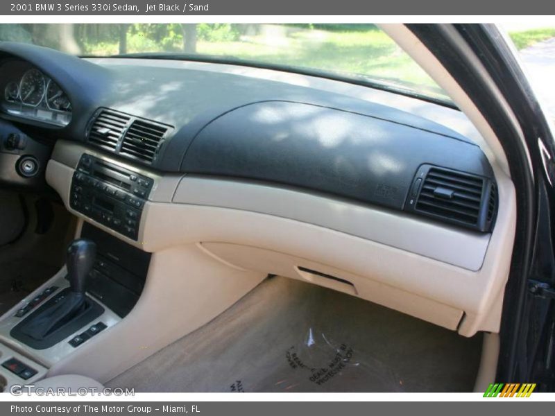 Jet Black / Sand 2001 BMW 3 Series 330i Sedan