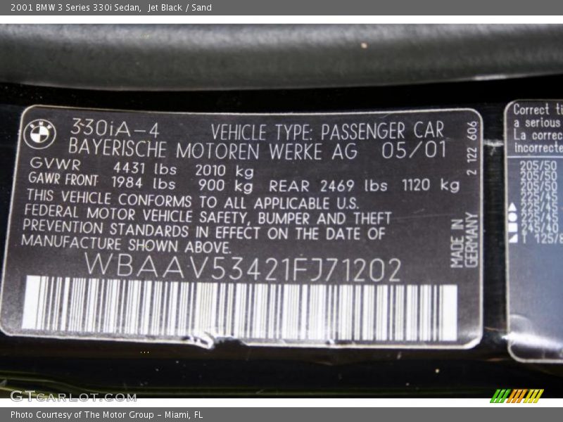 Jet Black / Sand 2001 BMW 3 Series 330i Sedan