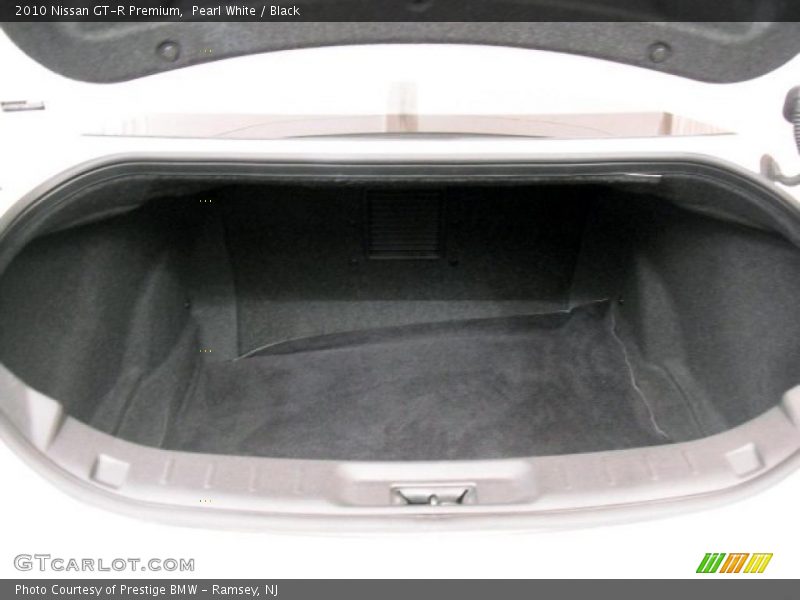 Pearl White / Black 2010 Nissan GT-R Premium