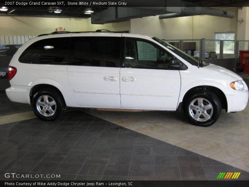 Stone White / Medium Slate Gray 2007 Dodge Grand Caravan SXT